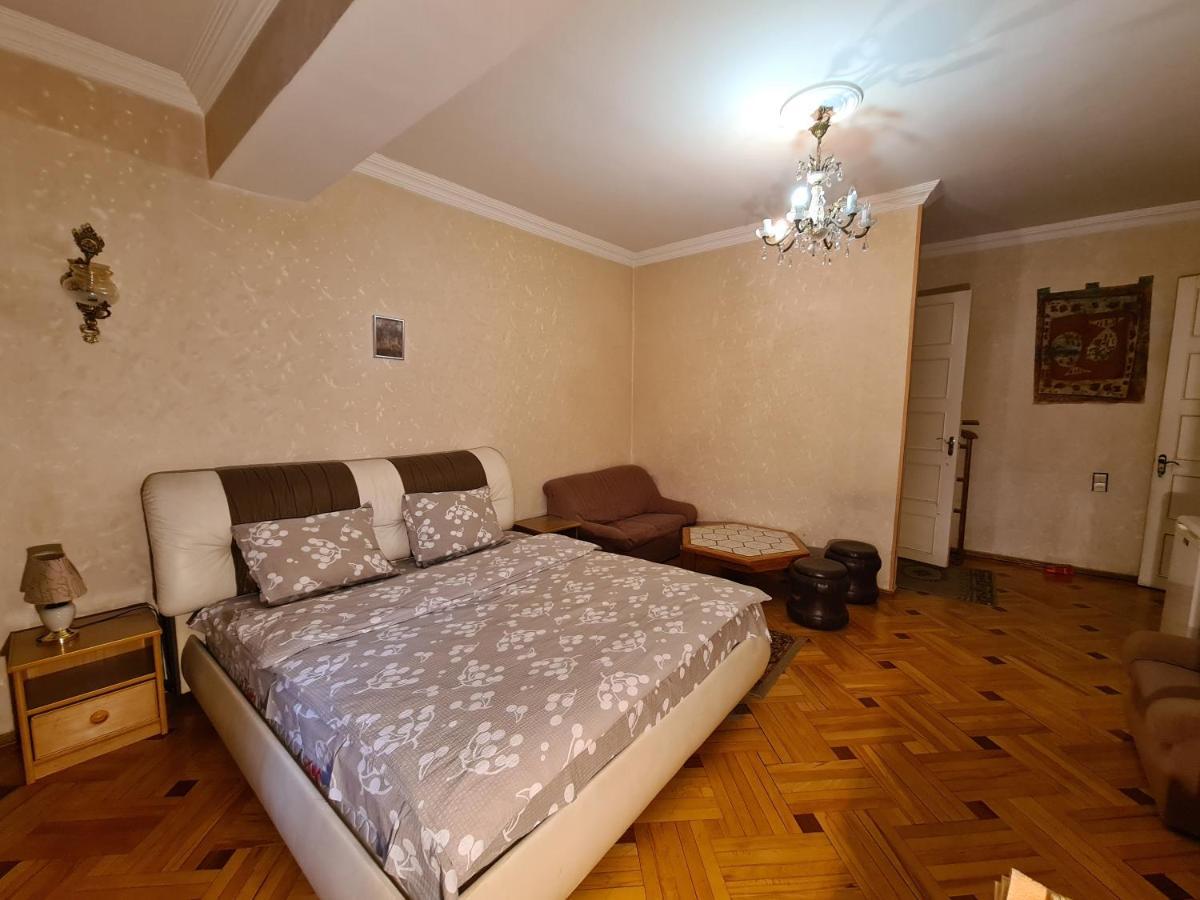 Hotel Bu Тбілісі Екстер'єр фото