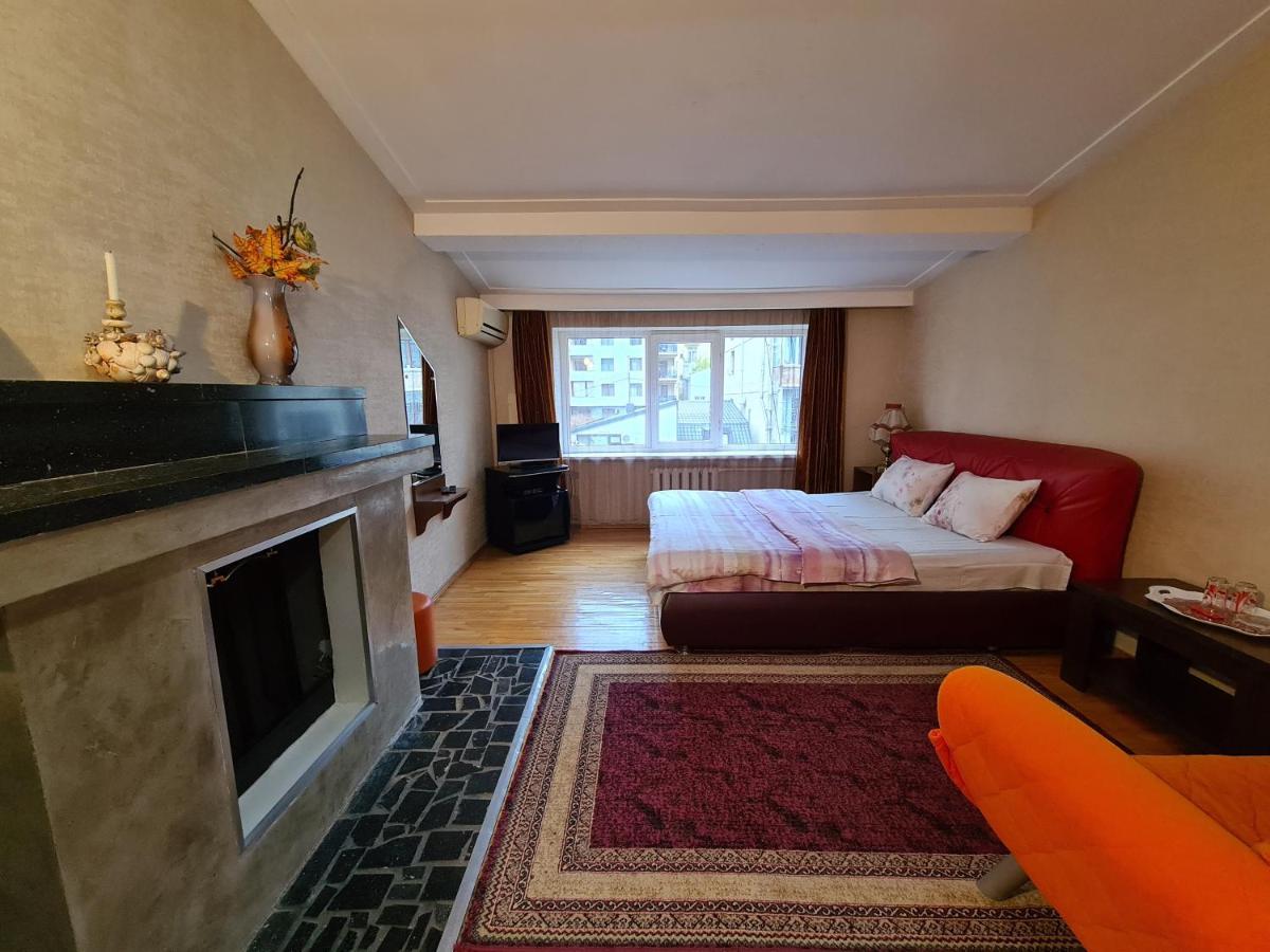 Hotel Bu Тбілісі Екстер'єр фото