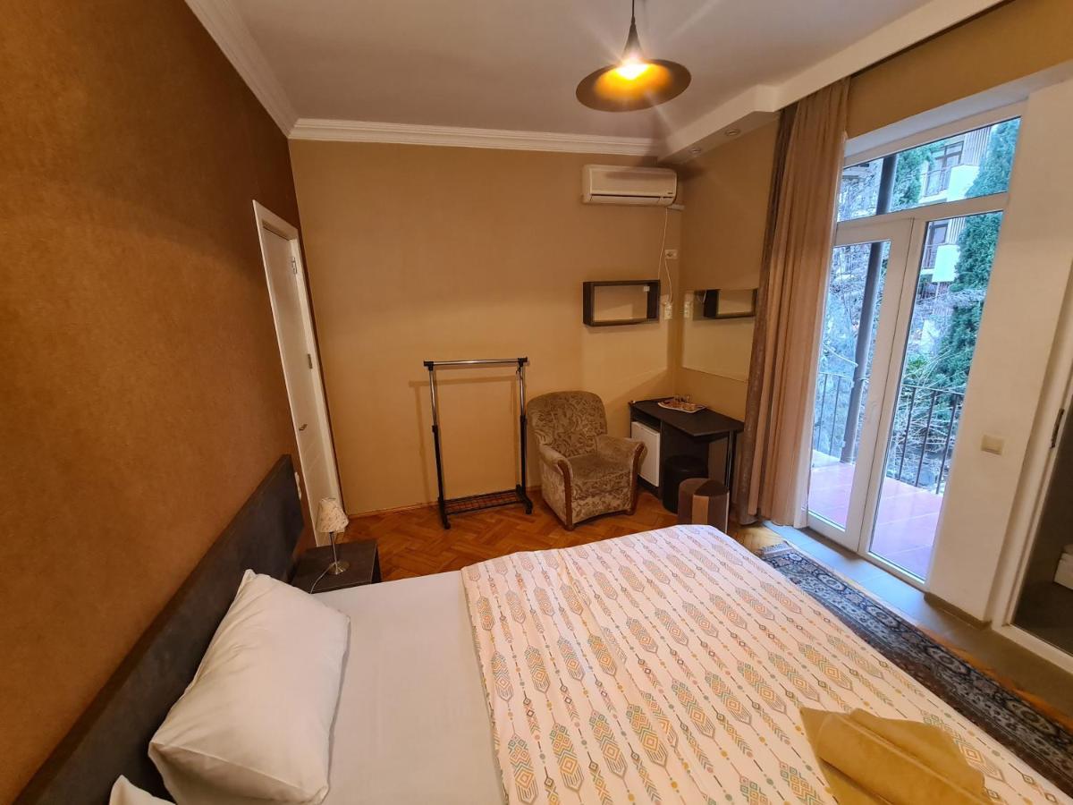 Hotel Bu Тбілісі Екстер'єр фото