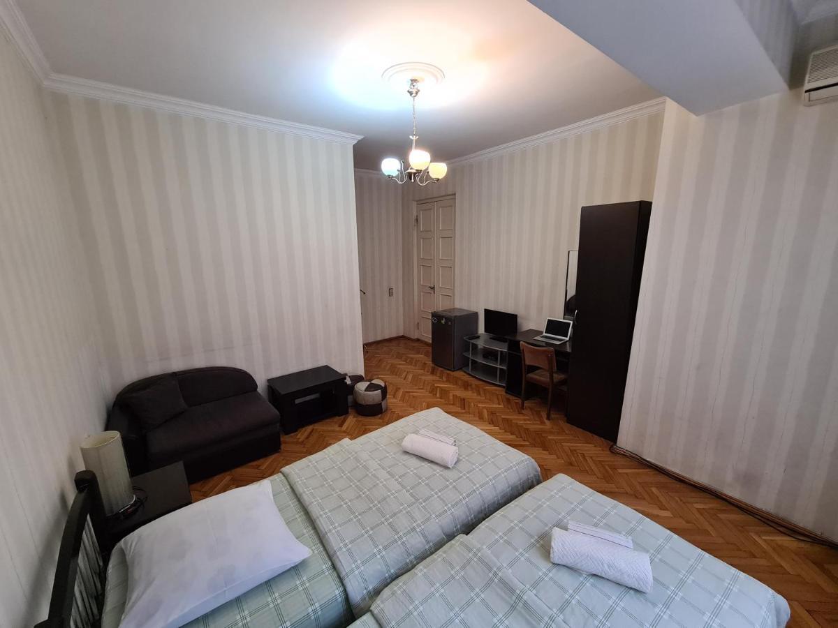 Hotel Bu Тбілісі Екстер'єр фото