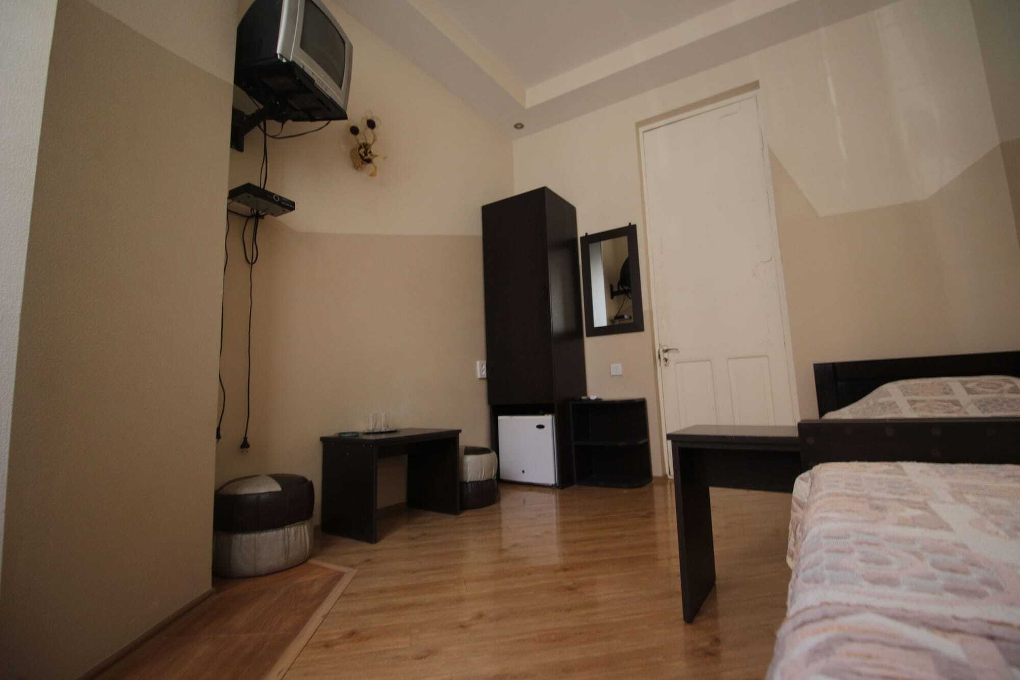Hotel Bu Тбілісі Екстер'єр фото